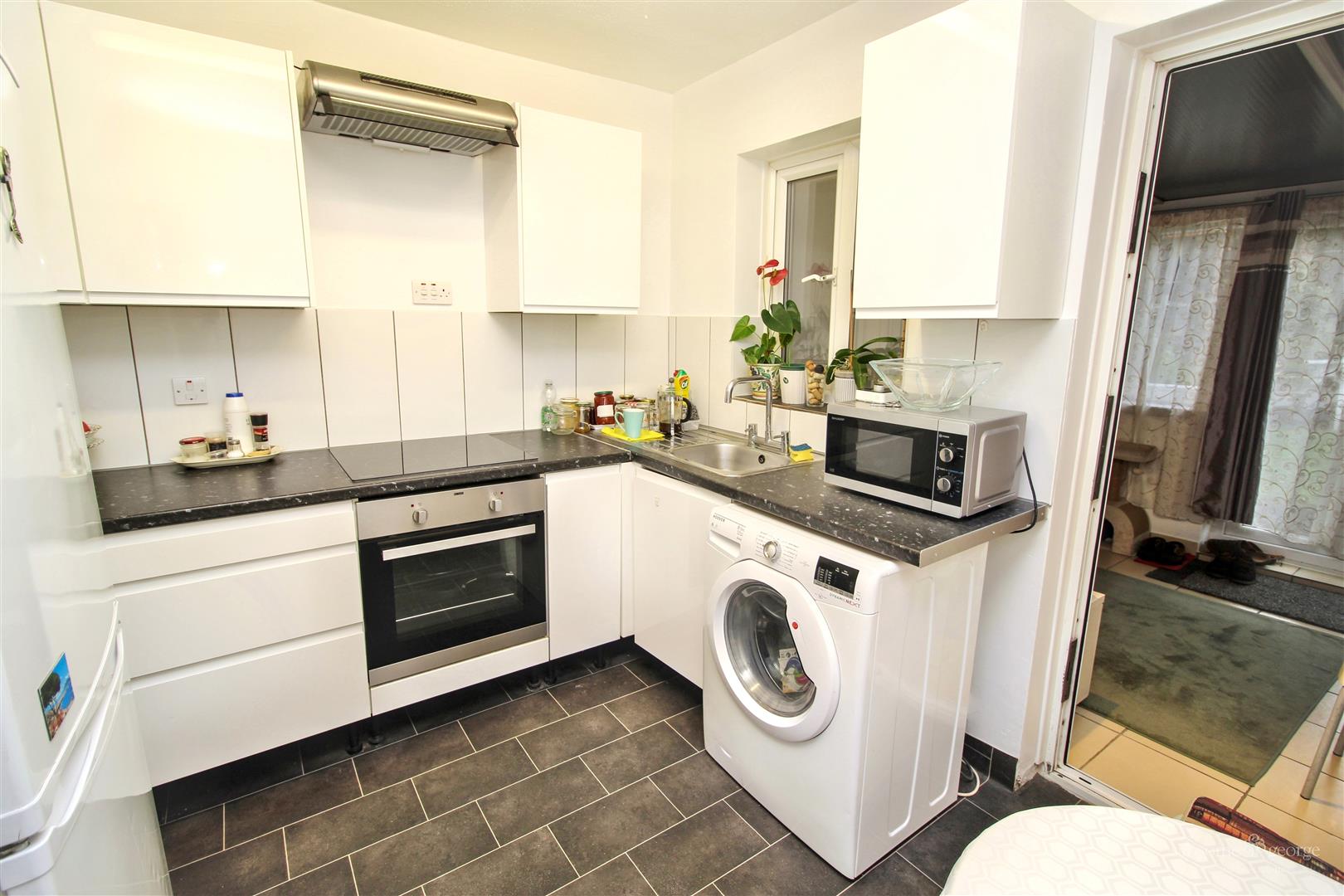 3 bed property in Oxford Road, Reading